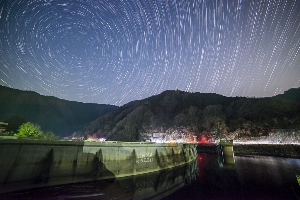 StarStaX_E80_1670-E80_1789_lighten 2